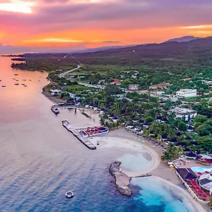 *** Rezort Decameron Club Caribbean Runaway Bay, Ramada Jamajka